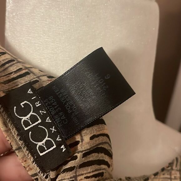 BCBG Maxazria Black&Tan Wrap Blouse Size 6 EUC - Picture 6 of 7